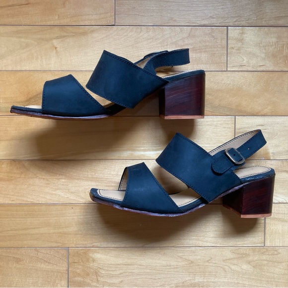 Adelante Serena Sandals, 8.5 - Picture 3 of 7